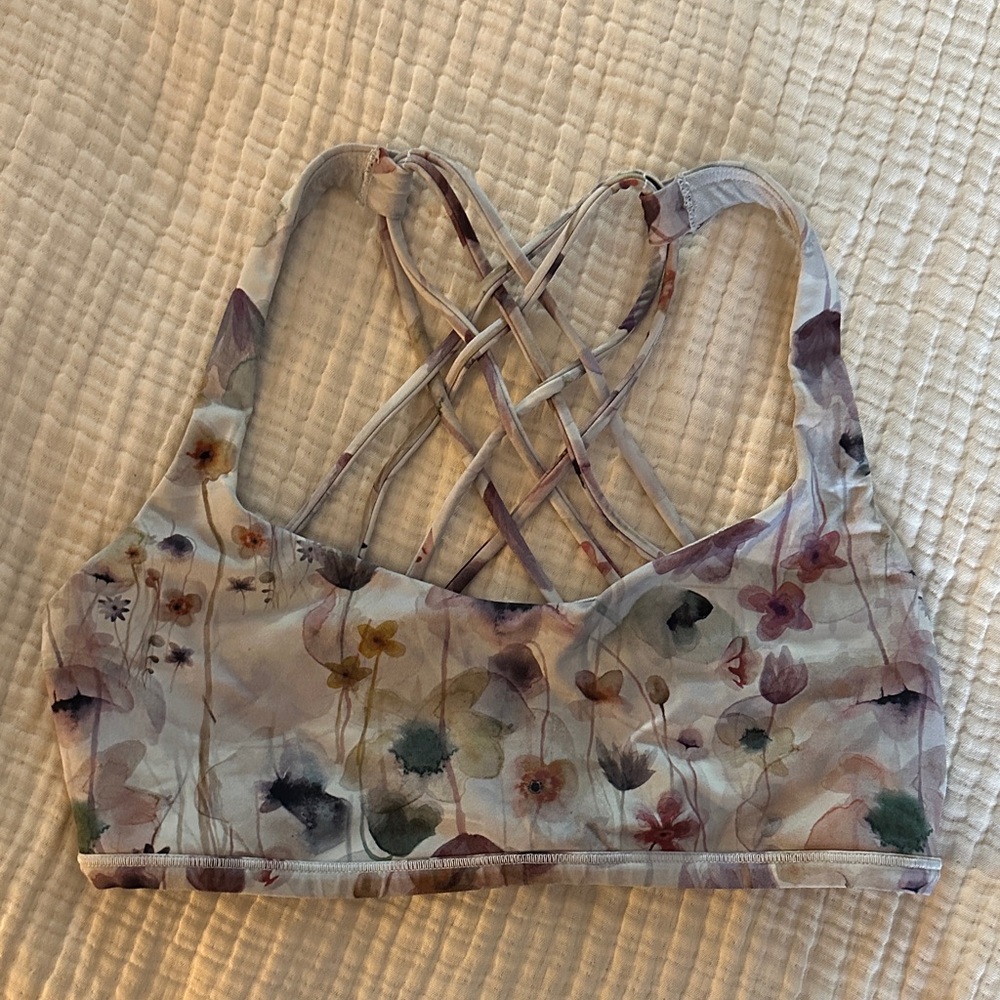 Lululemon free to be bra wild A/B in floral pattern